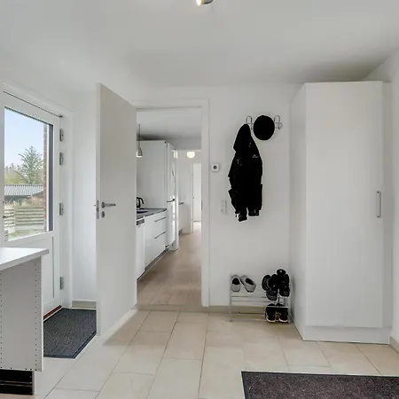 Nice In With Kitchen בית נופש